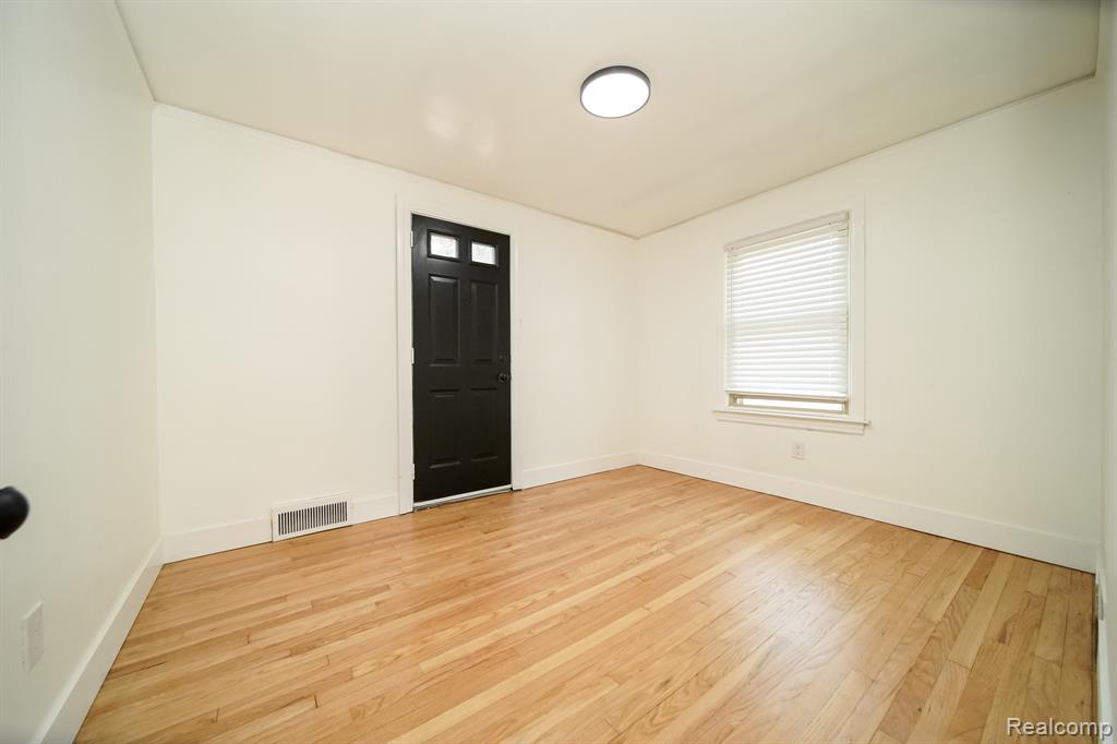 243 Newport Street, Detroit, MI 48215 — Photo 42