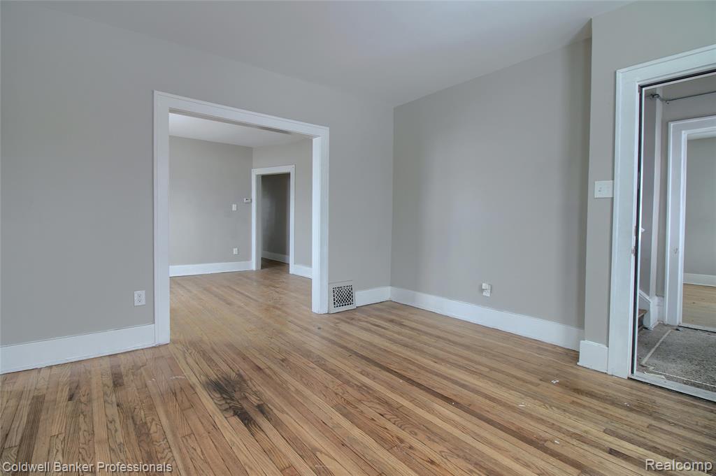 4899 Hillsboro Street, Detroit, MI 48204 — Photo 7