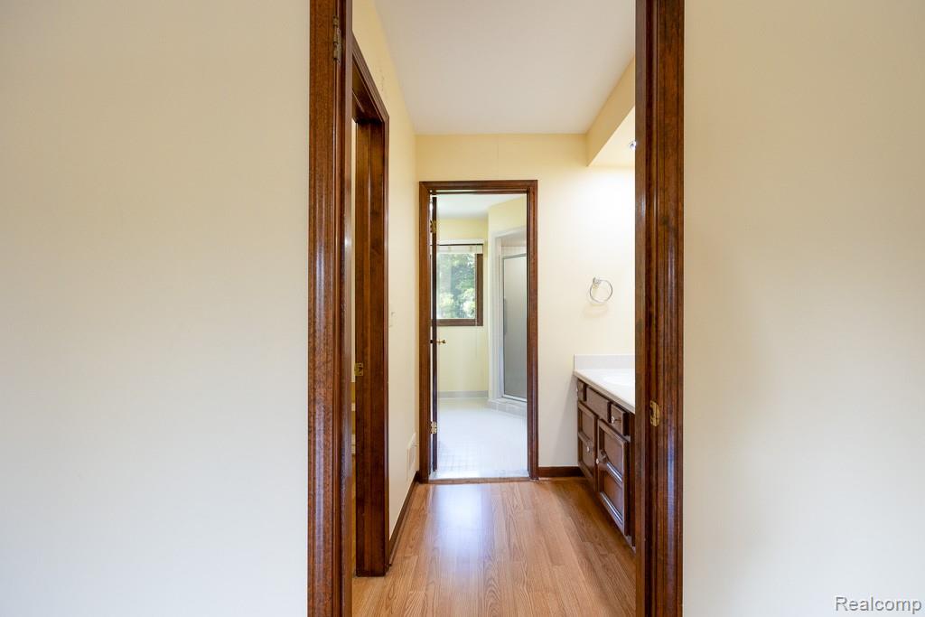 6275 Fairbrook Court, West Bloomfield, MI — Photo 42