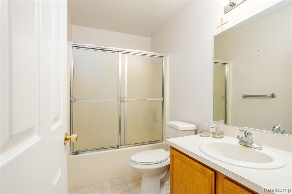 7566 Radcliffe, Brighton, MI 48114 — Photo 21