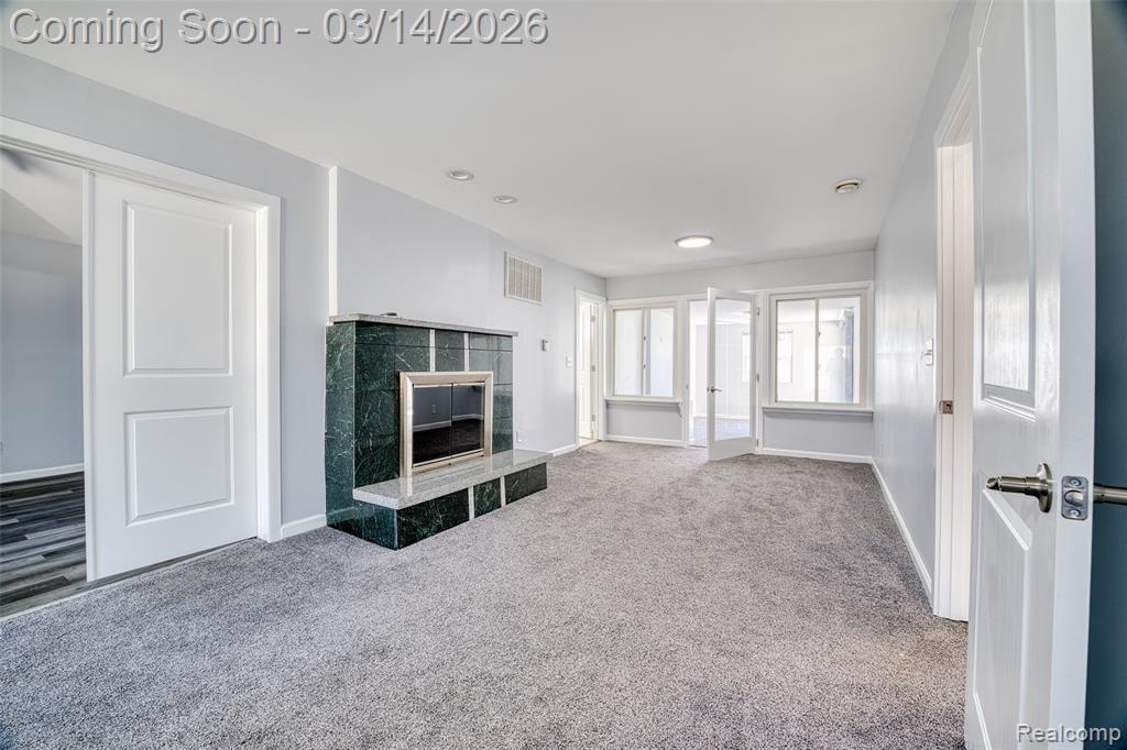 19580 Parke Lane, Grosse Ile, MI 48138 — Photo 25