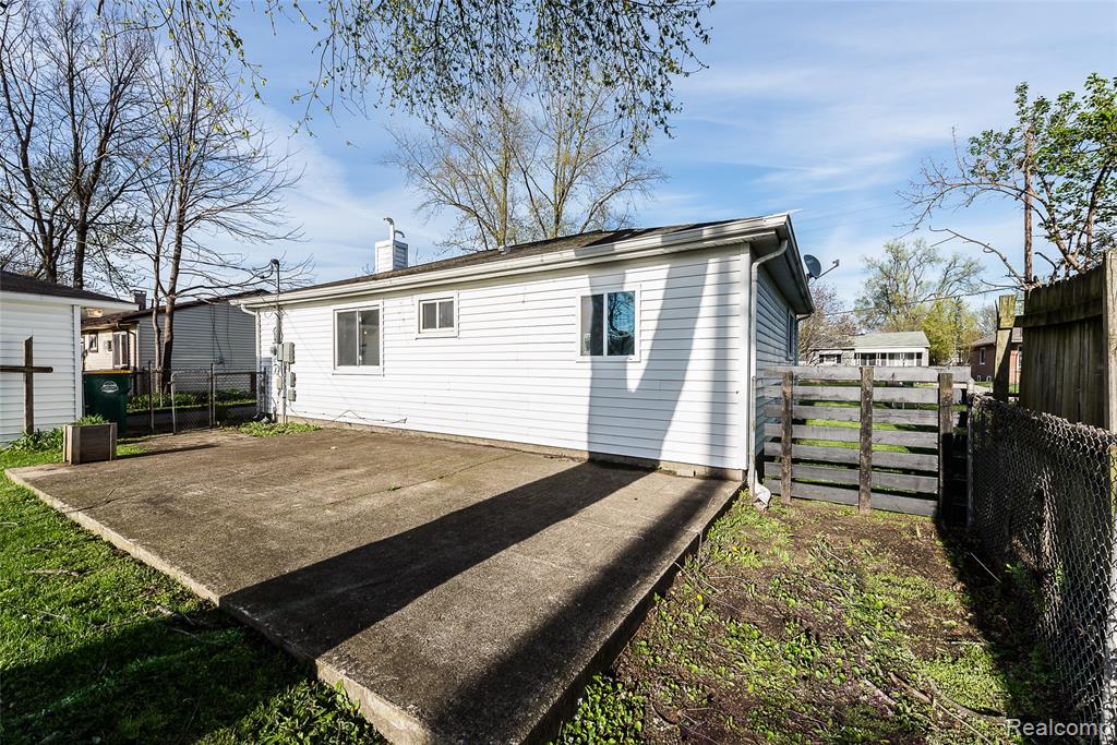 366 S Harris Road, Ypsilanti, MI 48198 — Photo 28