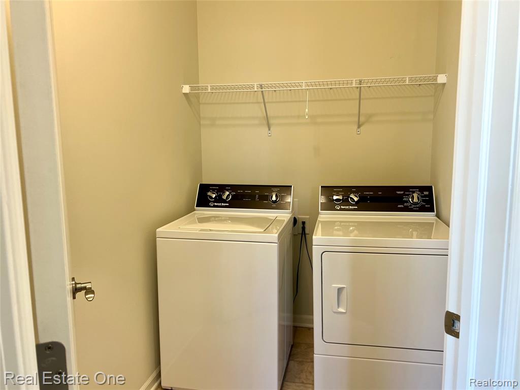 1113 Lark Street, Lake Orion, MI — Photo 17