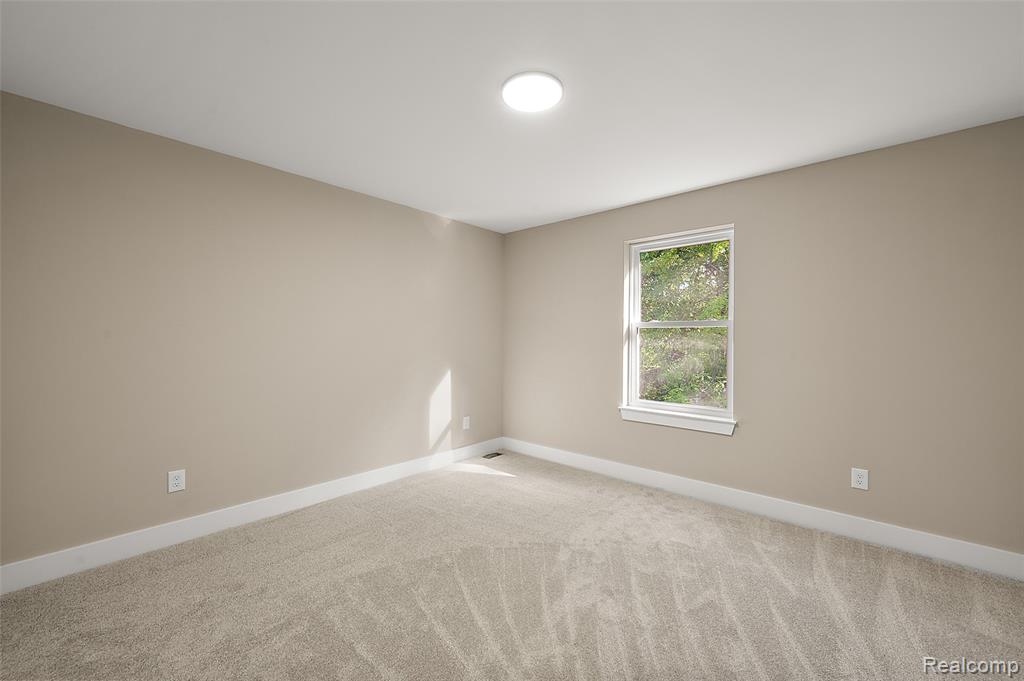 9355 Andersonville Road, Clarkston, MI — Photo 40