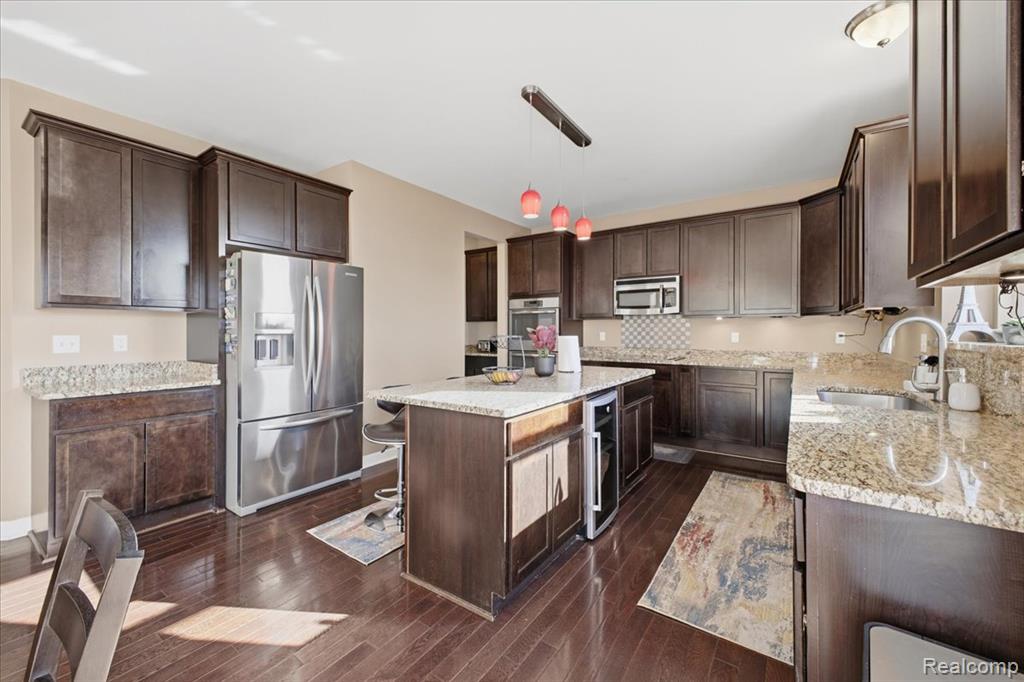 4930 E Stonegate Circle, Lake Orion, MI — Photo 12