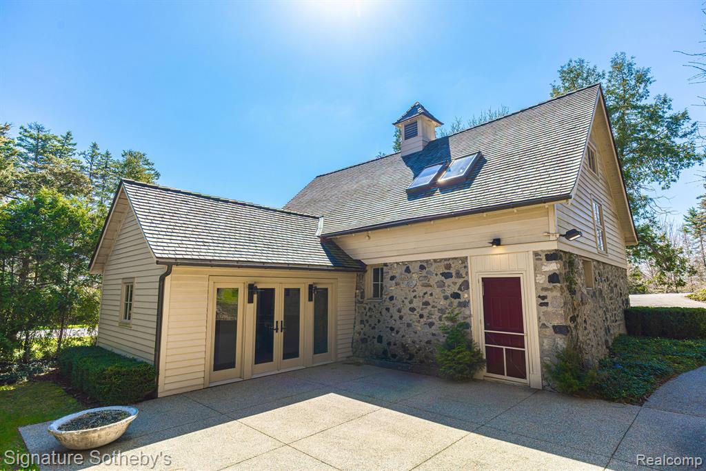 5051 Beach Road, Troy, MI 48098 — Photo 40
