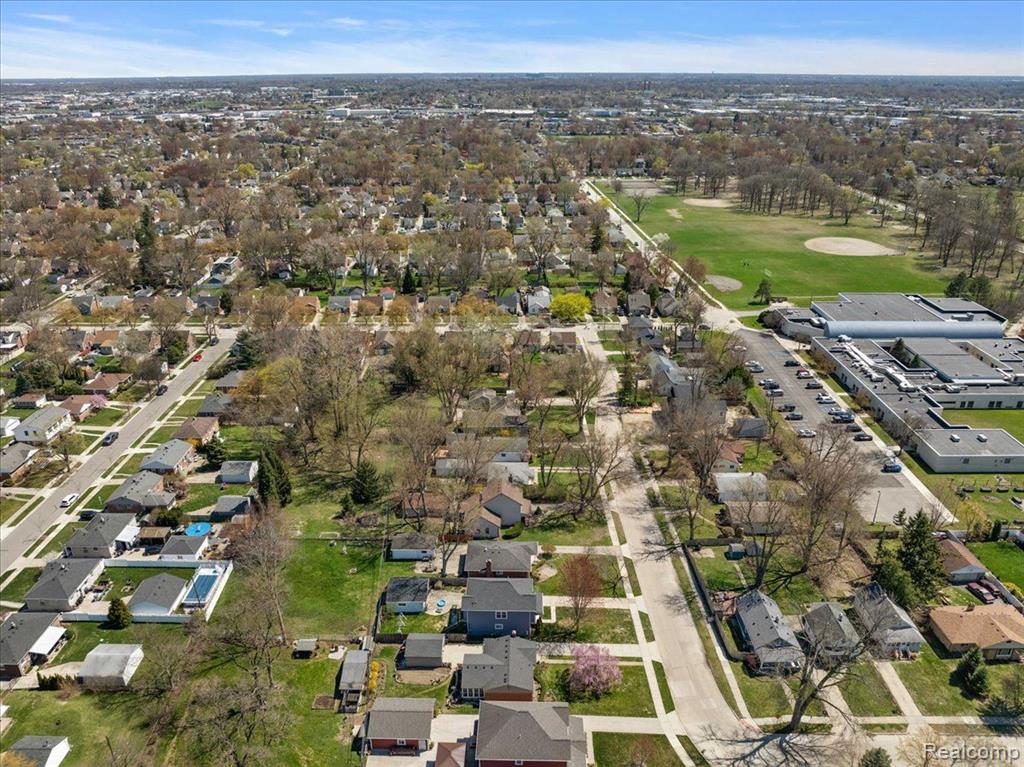 617 DEVILLEN Avenue, Royal Oak, MI 48073 — Photo 64