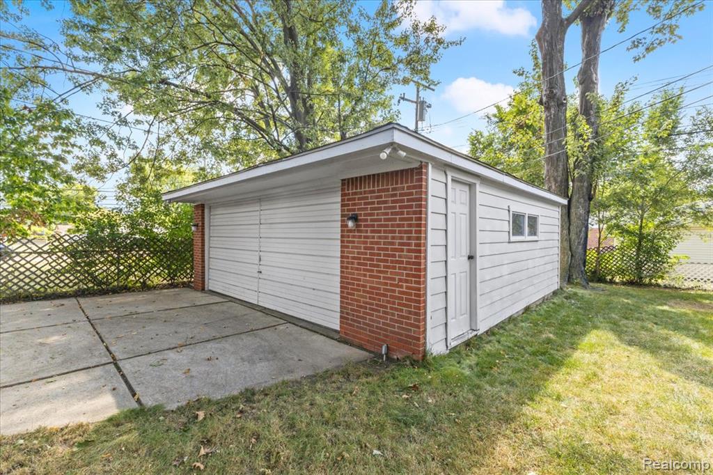 407 Jeffrey Avenue, Royal Oak, MI 48073 — Photo 25