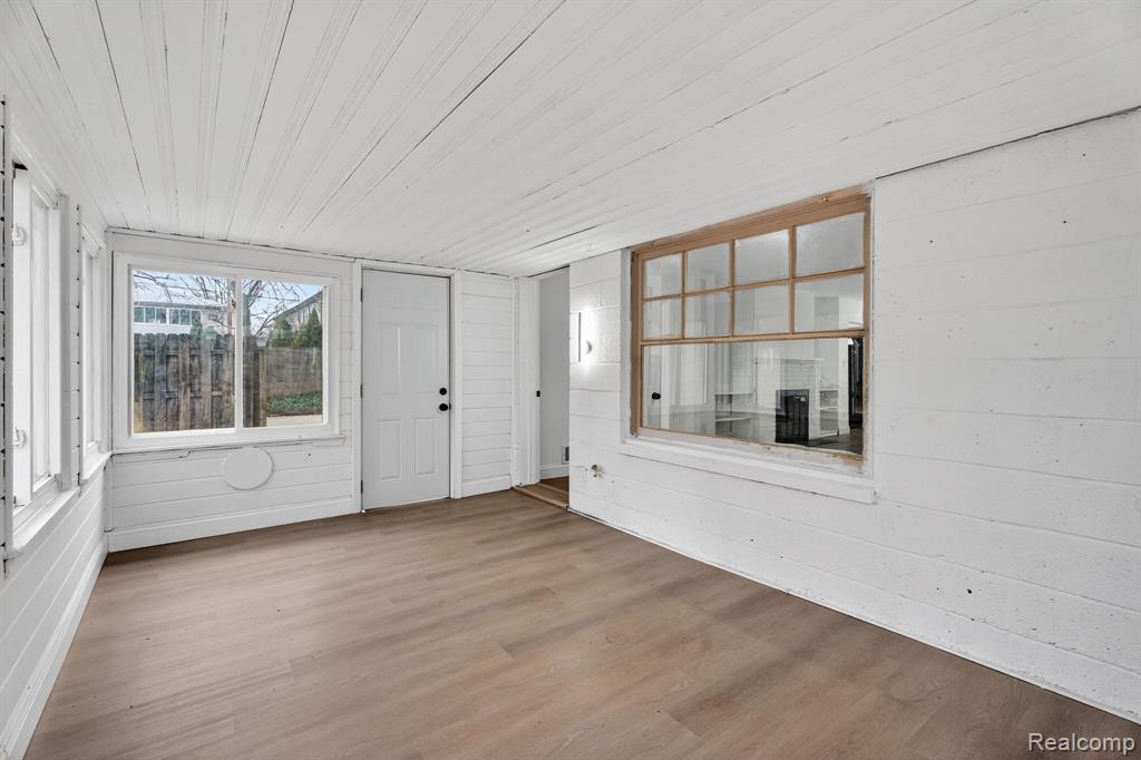 428 Girard Avenue, Royal Oak, MI 48073 — Photo 24