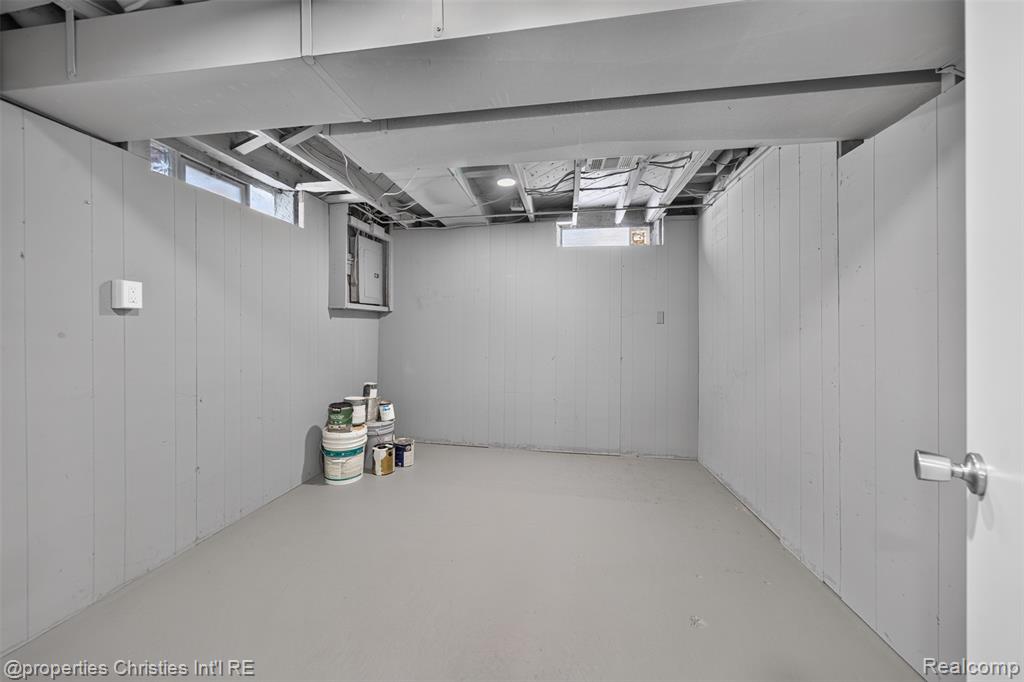 27856 Lenox Avenue, Madison Heights, MI 48071 — Photo 27