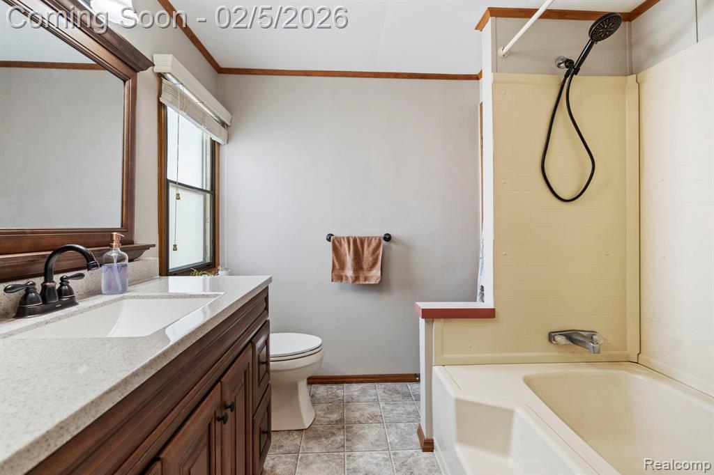 49280 Wildwood Court, Shelby Twp, MI 48315 — Photo 13