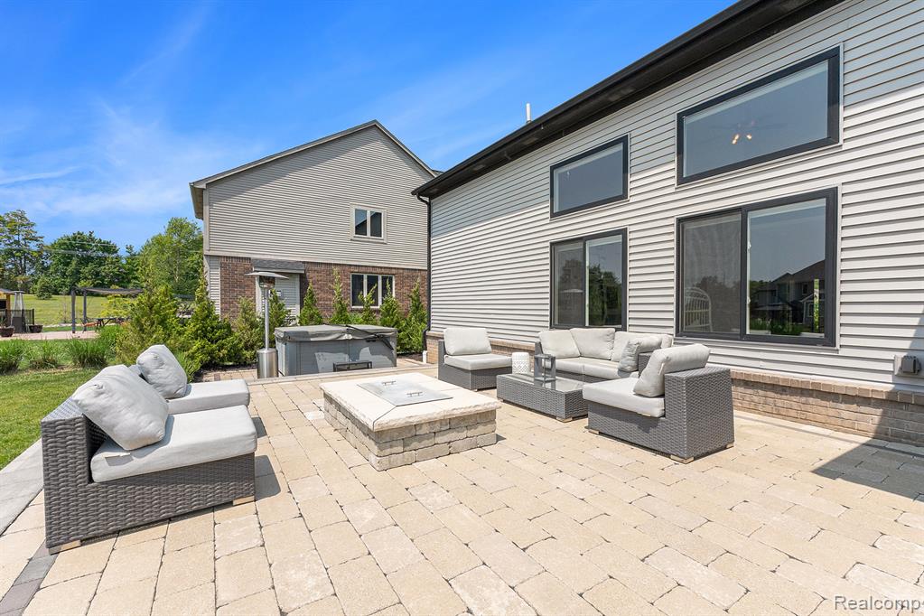 881 W Bay Shore Drive, Oxford, MI 48371 — Photo 23