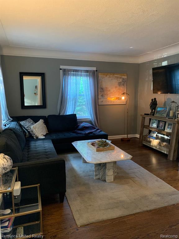 617 S EDISON Avenue, Royal Oak, MI 48067 — Photo 4
