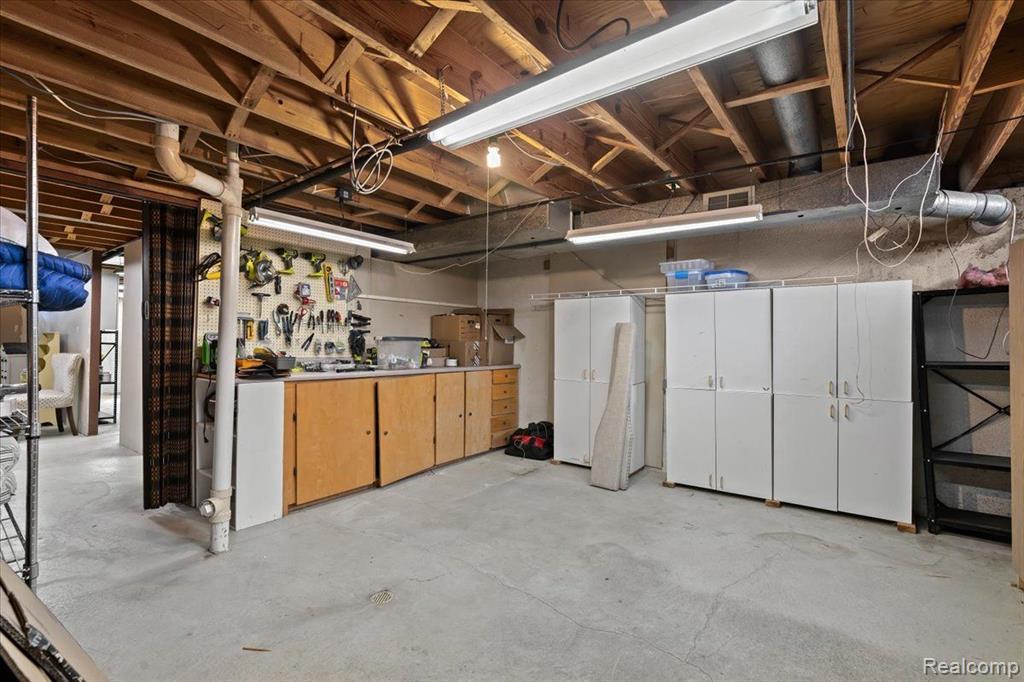 46433 Plum Grove Drive, Macomb, MI 48044 — Photo 27
