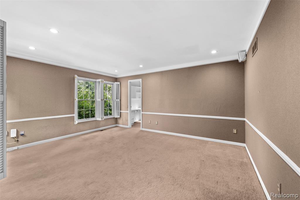 194 Charlevoix Avenue, Grosse Pointe Farms, MI 48236 — Photo 36