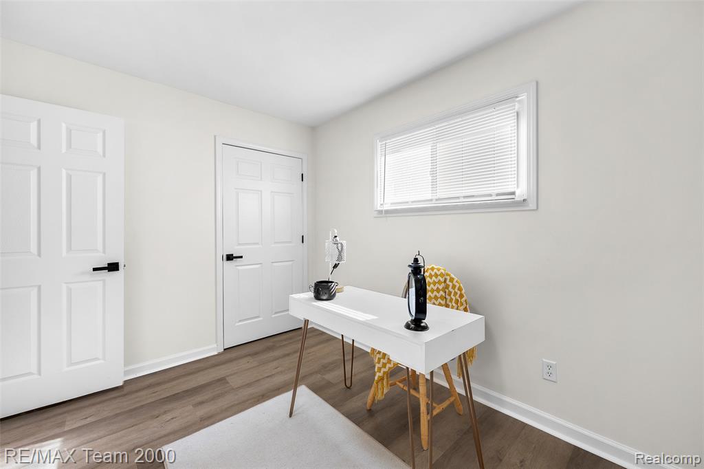 577 Brandt Street, Garden City, MI — Photo 24