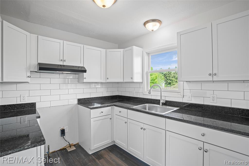 4176 Tyrell Road, Owosso, MI 48867 — Photo 15