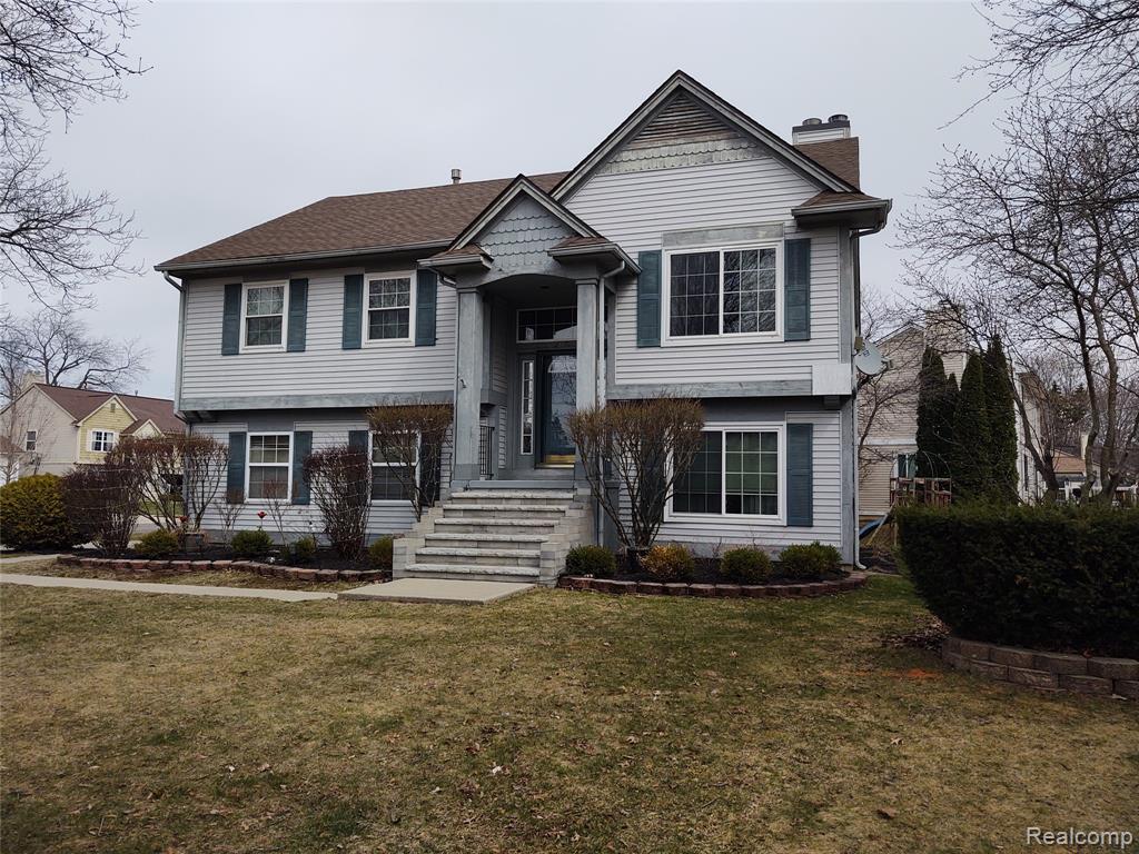 1432 Pond View Court, Wixom, MI 48393 — Photo 4