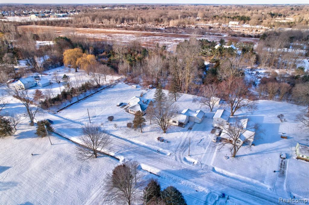 5465 Johnson Road, Flushing, MI 48433 — Photo 54