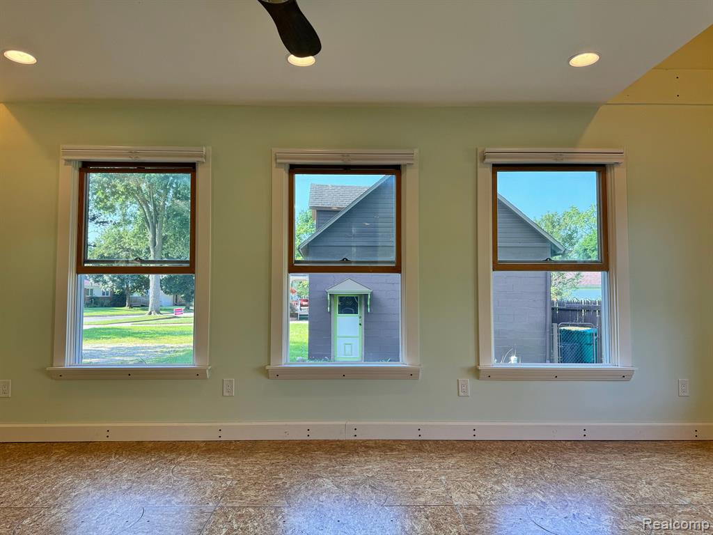 944 E FOREST Avenue, Ypsilanti, MI 48198 — Photo 5