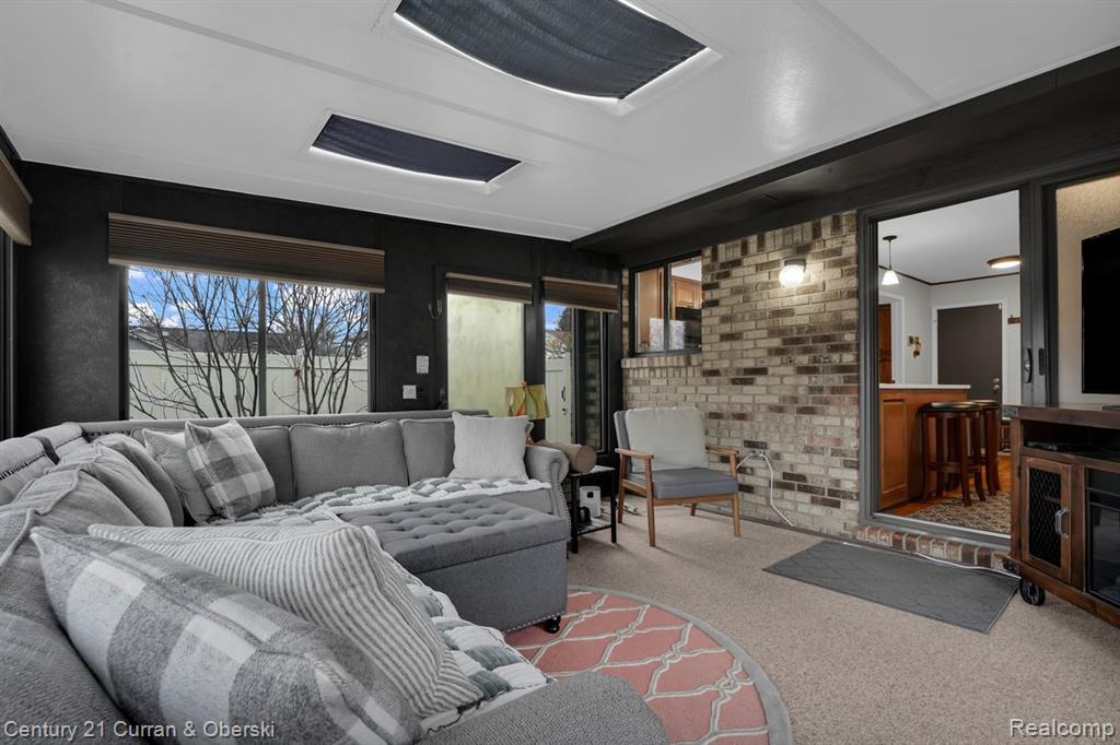 21539 Deerfield Drive, Woodhaven, MI 48183 — Photo 37