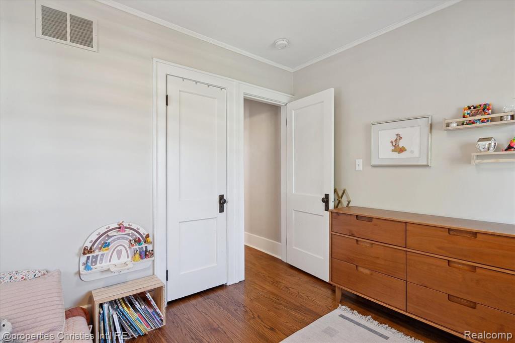 712 S LAUREL Street, Royal Oak, MI 48067 — Photo 31