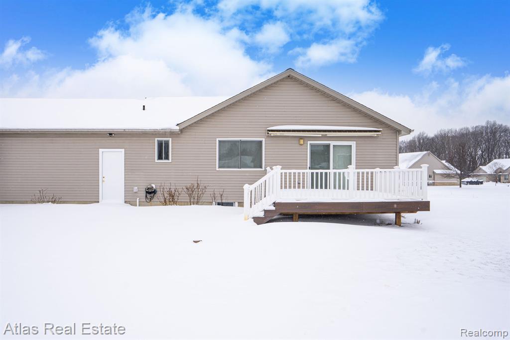 10200 Hawthorne Circle, Goodrich Vlg, MI — Photo 4