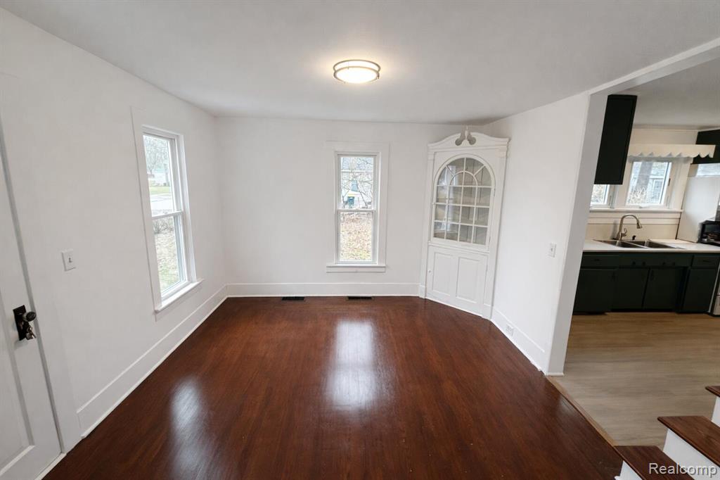 107 E John Street, Durand, MI 48429 — Photo 6