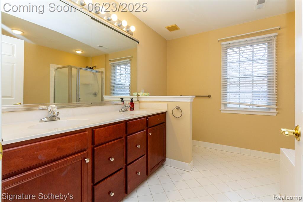 49965 BLACKBERRY Trail, Novi, MI — Photo 24