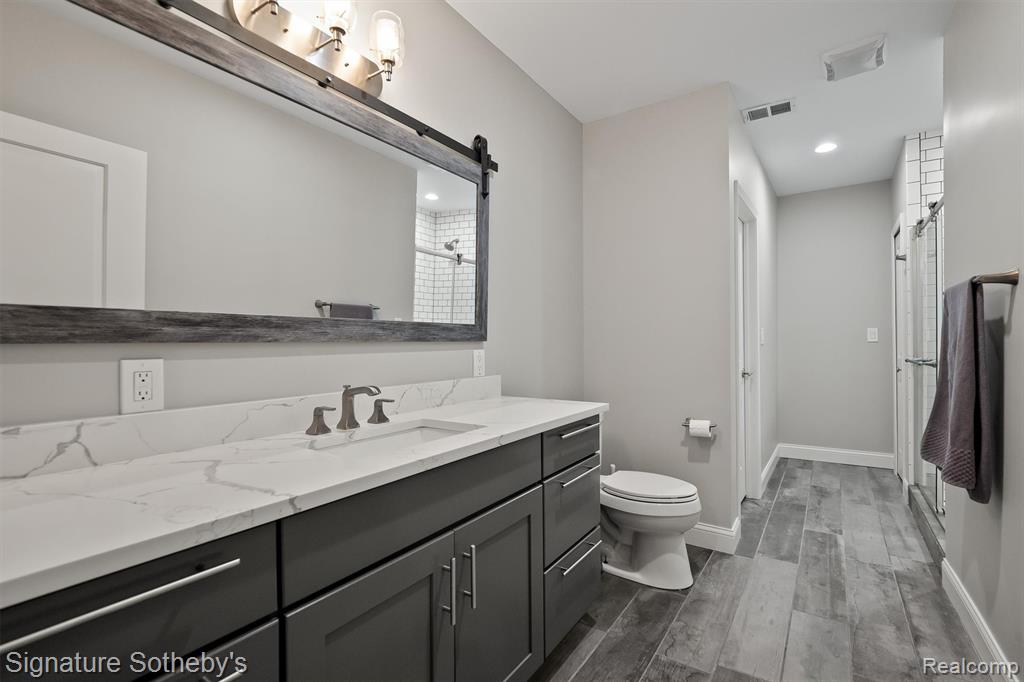 654 SHEPARDBUSH Street, Birmingham, MI 48009 — Photo 35