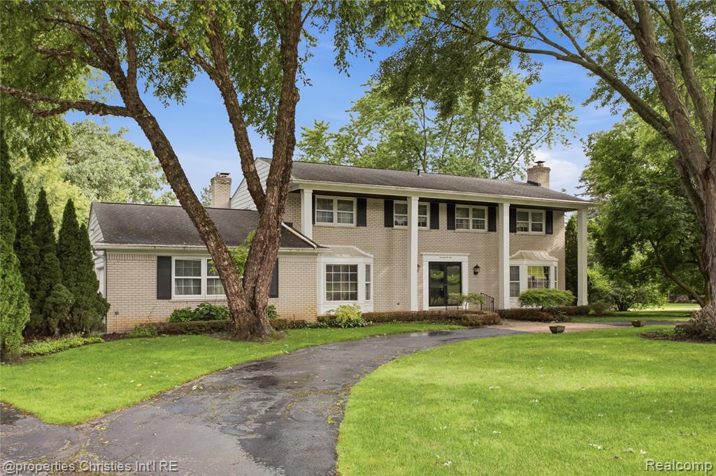7110 Paterese Drive, Bloomfield Hills, MI 48301 — Photo 2