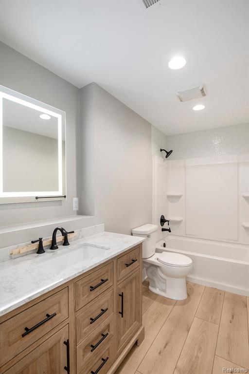 5390 SUNNYSIDE Drive, Clarkston, MI — Photo 6