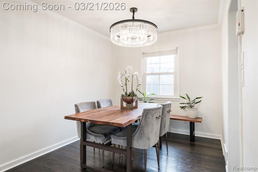 683 Graefield Court, Birmingham, MI 48009 — Photo 9