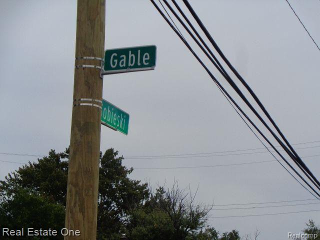 11719 GABLE Street, Hamtramck, MI 48212 — Photo 12