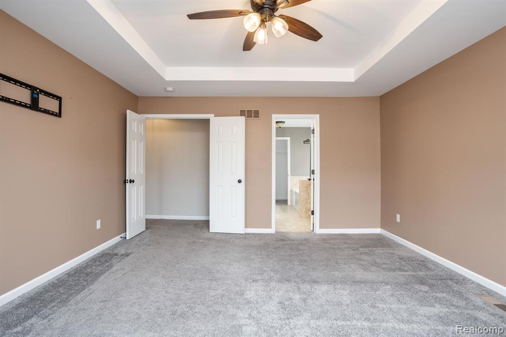 27086 MAXWELL, Novi, MI — Photo 24