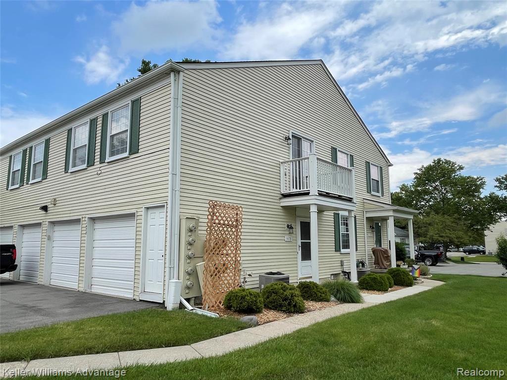 1478 Harbor Drive, Walled Lake, MI 48390 — Photo 25
