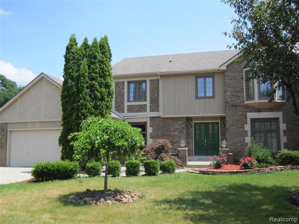 396 Shellbourne Drive, Rochester Hills, MI 48309 — front exterior