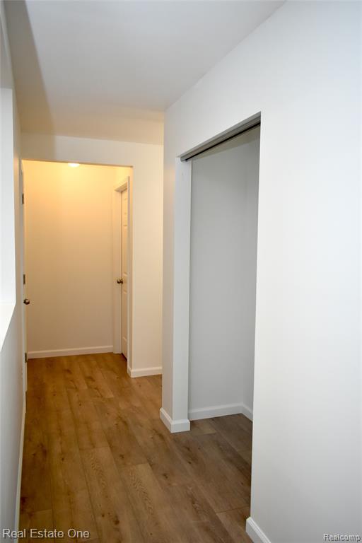 825 Ferley Street, Lansing, MI 48911 — Photo 17