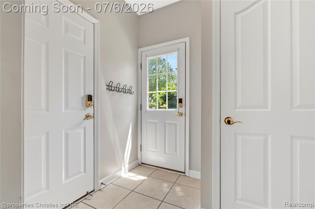 16223 Oak Forest Court, Northville, MI 48168 — Photo 31