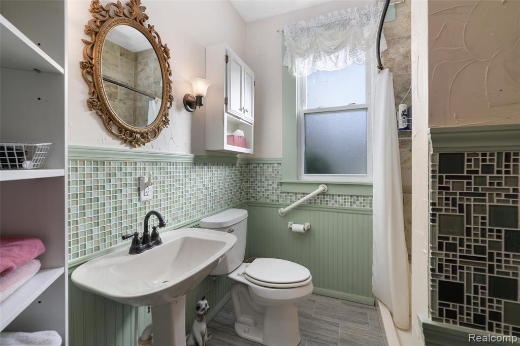 6480 Dryden Road, Almont, MI 48003 — Photo 9