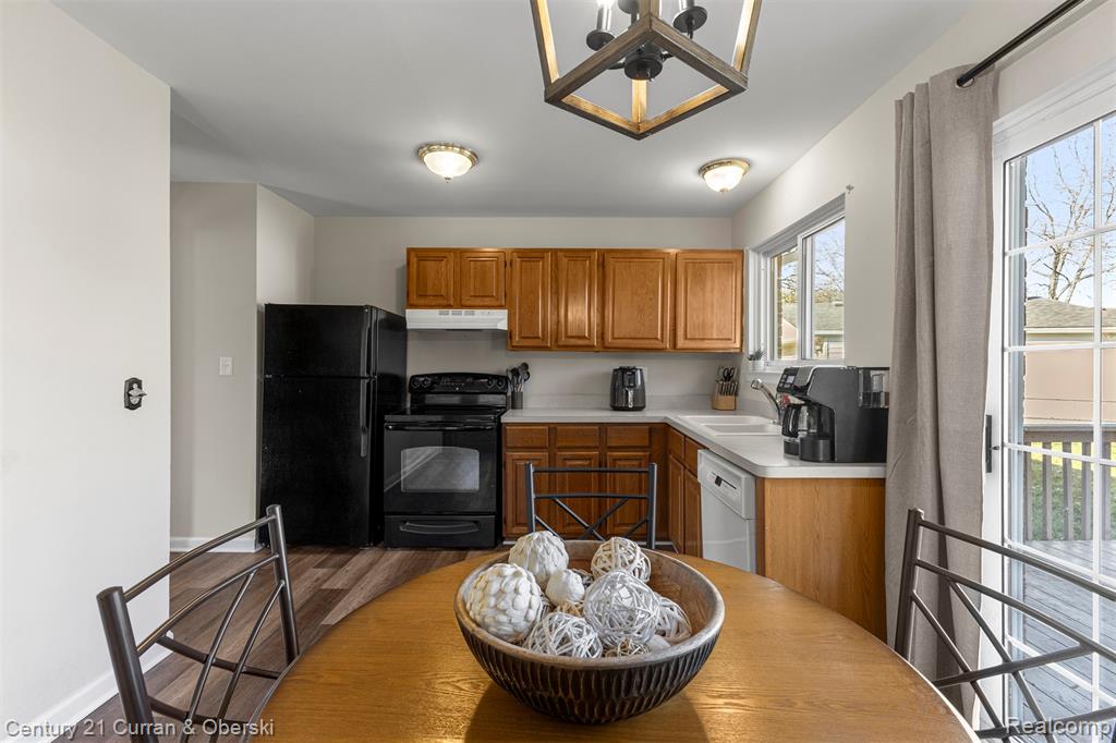 9939 Jackson Lane, Van Buren, MI 48111 — Photo 13