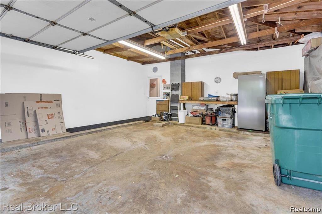 6083 WALDON Road, Clarkston, MI — Photo 32