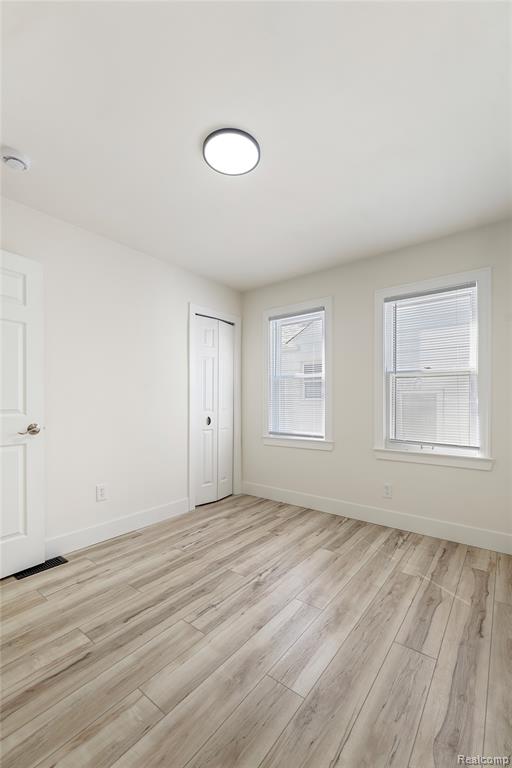 20075 Washtenaw Street, Harper Woods, MI 48225 — Photo 13
