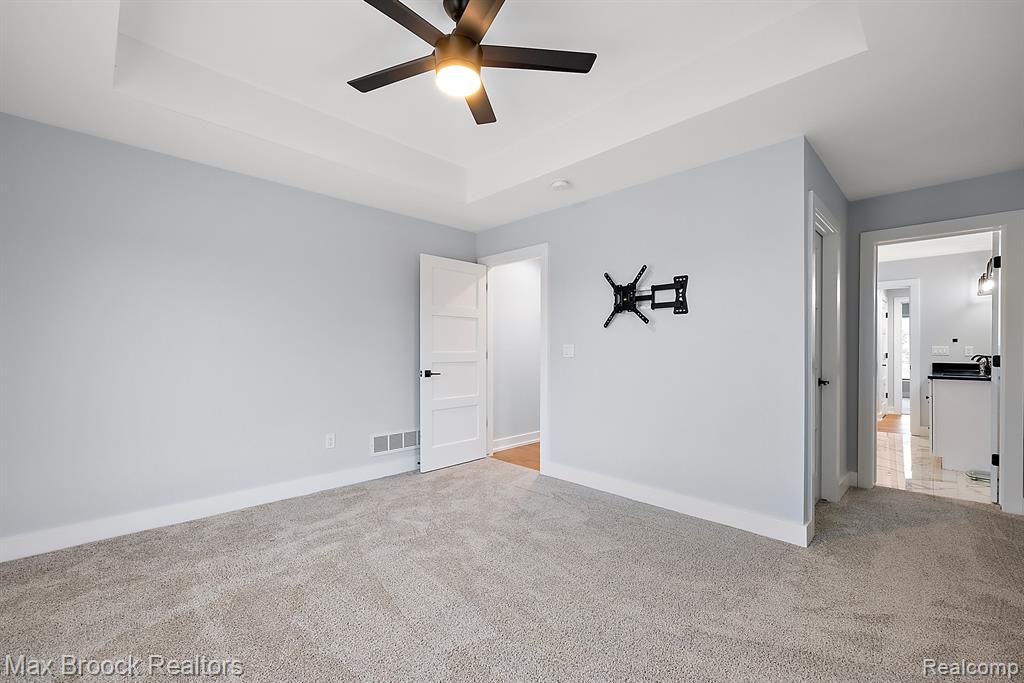 10464 Stoney Point Drive, South Lyon, MI 48178 — Photo 39