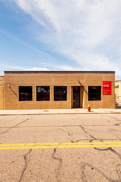 850 W BALTIMORE Street, Detroit, MI 48202