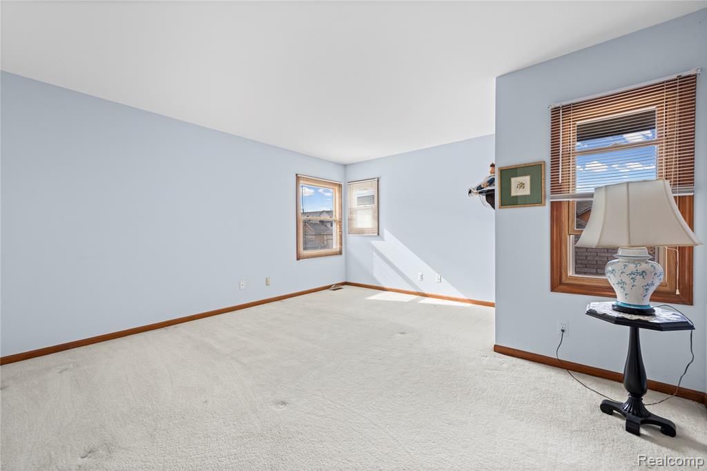 4660 Royal Cove Drive, 5, Utica, MI 48316 — Photo 19