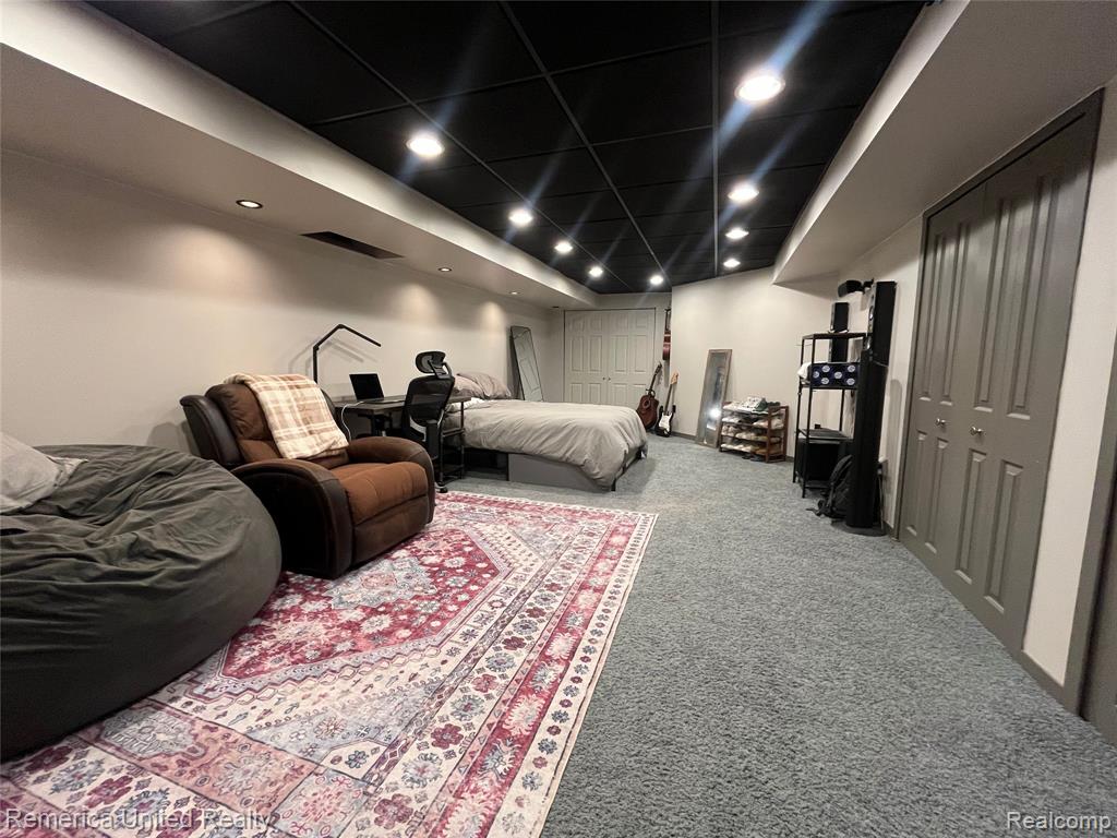 49022 Plum Tree Court, Plymouth, MI 48170 — Photo 46