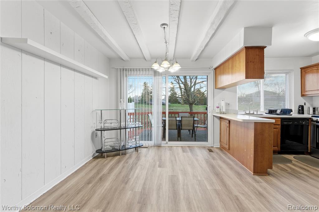 22415 Cranbrooke Drive, Novi, MI — Photo 11
