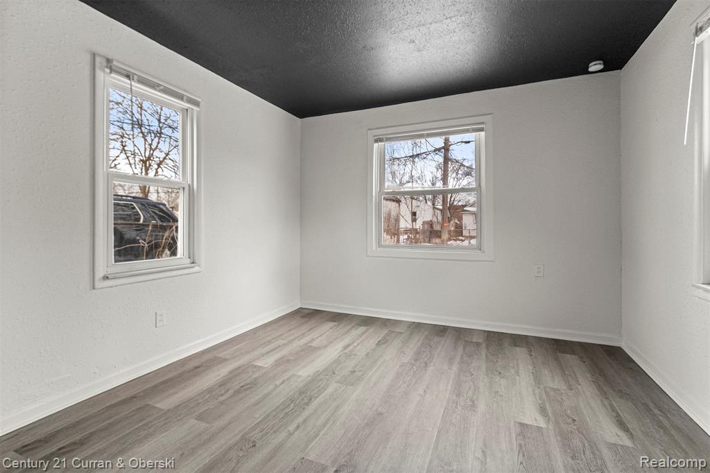 5514 Ashley Street, Detroit, MI 48236 — Photo 10