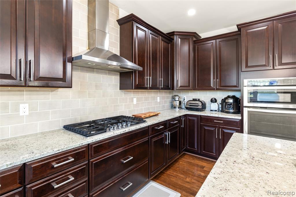 50518 Tahoe Way, Canton, MI 48187 — Photo 16